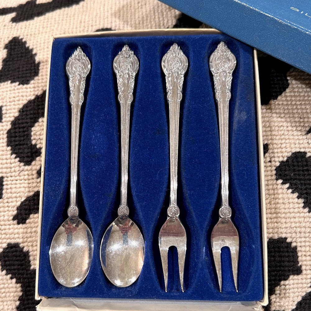 JA9-Wallace Silversmiths Baroque Silver Plated Cocktail Forks & Spoons